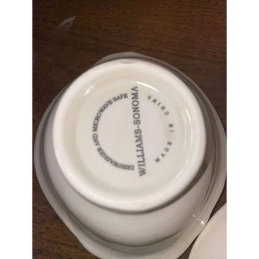 3 Williams-Sonoma, Ceramic Spice Dipping‎ Finger Bowl Cup White Onion Design